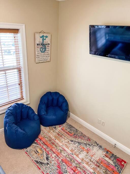 Pet Friendly Tranquil Cottage With Fire-Pit And Seasonal Hot Tub Sept-March Minutes To Beaches ดอฟินไอแลนด์ ภายนอก รูปภาพ